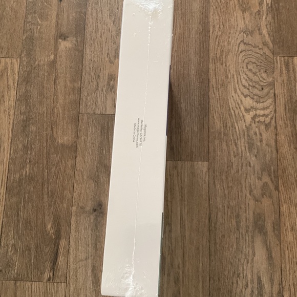 Rae Dunn Holiday Pets 1000 piece puzzle approx 27.5”X19.6”New, sealed - Picture 10 of 17